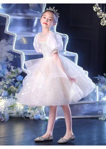 robe de demoiselle d'honneur petite fille courte en tulle blanc étincelant