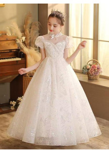 robe cortège fille princesse en tulle blanc avec jupe ample et fluide