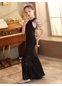 Chic Black Evening Dress for Children with Pearl-Adorned Straps