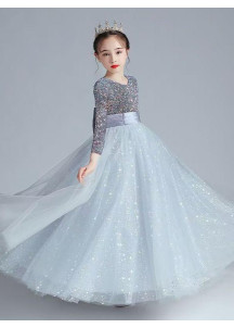 chic robe soirée enfant grise enn tulle argenté scintillant parsemé d'étoiles