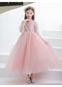 robe cortège fille en tulle rose poudré avec broderies florales