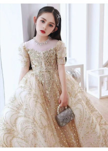 robe soirée enfant en tulle champagne scintillant avec manches courtes bouffantes