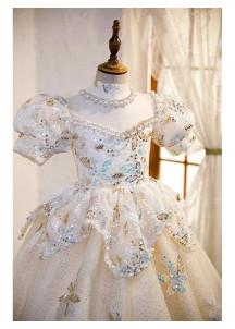 robe de demoiselle d'honneur en tulle champagne avec broderies florales à sequins et perles