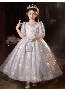 robe soirée enfant en tulle argenté parsemé de paillettes orné de broderies florales