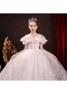 White Wedding Dress for Young Girl with Bare Shoulders and Ruffled Details Adorned with Pearls