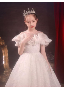 White Wedding Dress for Young Girl with Bare Shoulders and Ruffled Details Adorned with Pearls