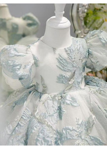 robe demoiselle d'honneur petite fille tissu jacquard bleu glacier aux reflets argentés