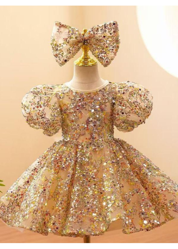 robe soirée enfant brodée de sequins dorés avec jupe courte et bouffante