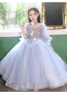 robe  cérémonie hivernale enfant en tulle bleu glacier avec jupe volumineuse