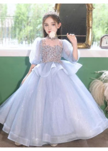 robe  cérémonie hivernale enfant en tulle bleu glacier avec jupe volumineuse