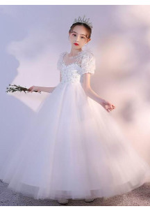 robe mariage enfant en tulle blanc avec jupe ample et fluide