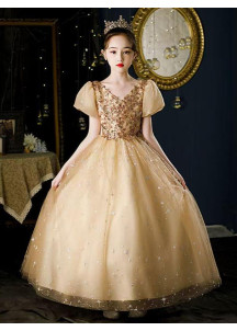 robe fille de cérémonie en tulle doré parsemé d'étoiles brillantes