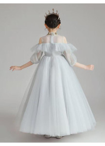 robe de cérémonie petite fille en tulle gris brodé de motifs dorés scintillants