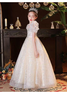 robe de cérémonie petite fille princesse en tulle champagne brodé de motifs argentés