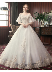 affordable lace wedding dress with puffy sleeves