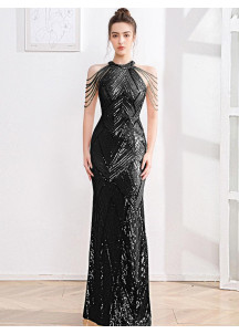 Long Silver Evening Gown with Mermaid Cut and Chain-Adorned Shoulders