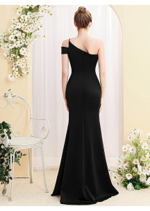 Black Ball Gown One-Shoulder Asymmetrical Design with Side Slit