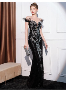 Black Mermaid Evening Gown with Silver Motifs and Feather-Trimmed Heart-Shaped Neckline