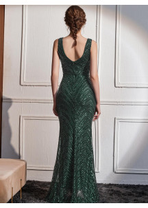 robe de soirée vert émeraude sirène avec décolleté en V plongeant