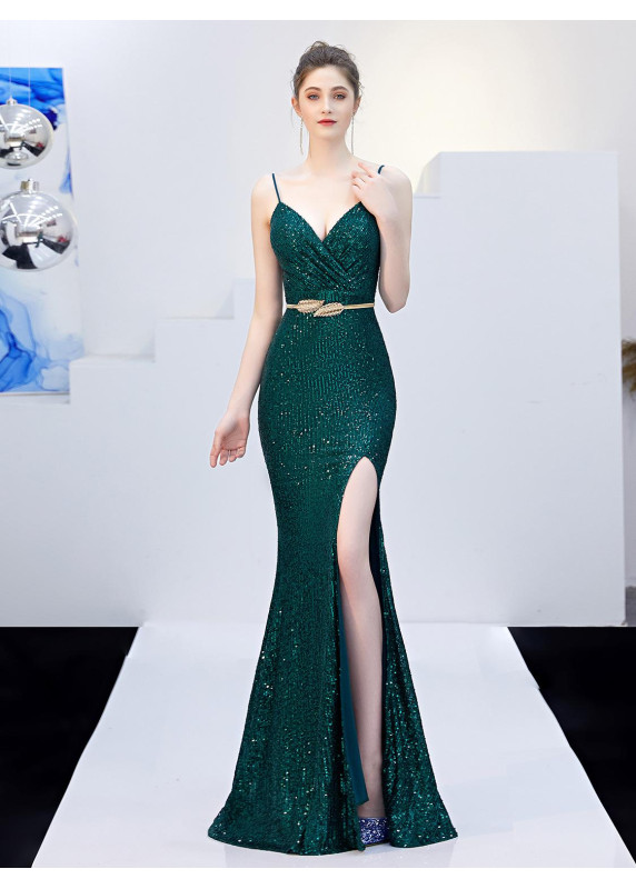 robe de soirée champagne à paillettes avec décolleté profond et fente latérale