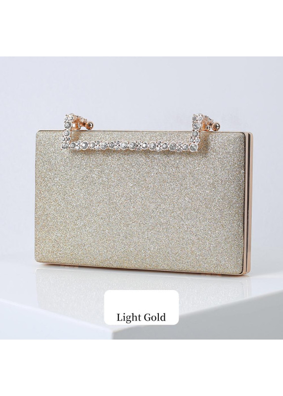 Sparkling Evening Clutch with Crystal-Adorned Clasp