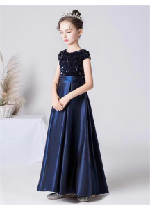 encantador vestido de dama de honor en azul marino para niñas