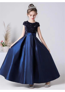 encantador vestido de dama de honor en azul marino para niñas