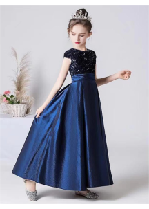 encantador vestido de dama de honor en azul marino para niñas