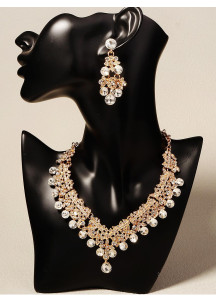 Evening Jewelry Set with Sparkling Stones in Cluster Design (Necklace + Earrings)