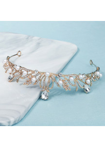 Regal Hair Diadem in Gold Metal with Delicate Pearls