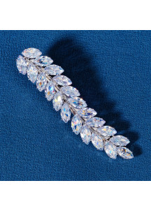 Sparkling Hairpin with Leaf-Shaped Precious Stones