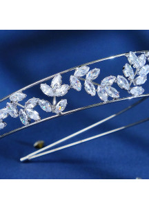 Sparkling Headband with Floral Motifs and Cut Crystals