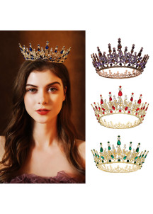 Majestic Crown with Lush Strass Motifs