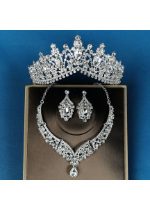 Baroque-Style Jewelry Set (Tiara, Necklace, and Earrings)