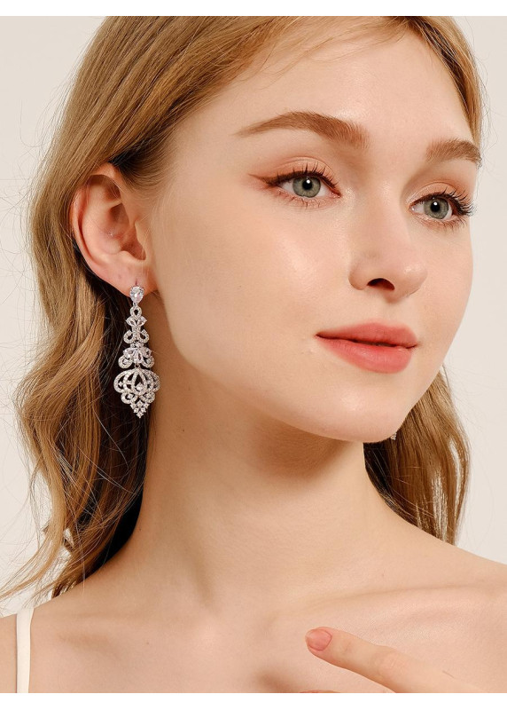 Bridal Earrings with Sparkling Crystals