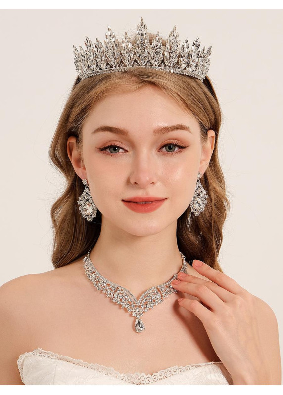 Bridal Sparkling Jewelry Set with Bold Design (Tiara, Necklace, and Earrings)