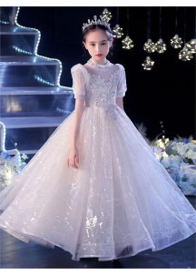 robe de fille d'honneur en tulle champagne d'une légèreté aérienne