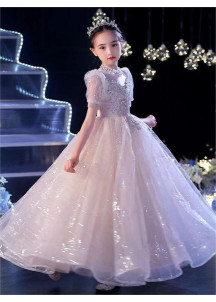 robe de fille d'honneur en tulle champagne d'une légèreté aérienne