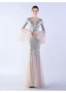 Mermaid-Cut Evening Gown with Voluminous Sleeves