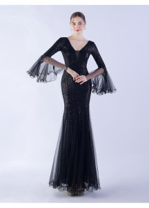 Mermaid-Cut Evening Gown with Voluminous Sleeves