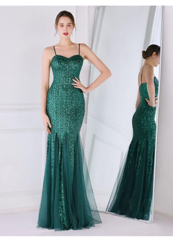 Emerald Green Sequined Evening Gown with Fitted Design and Draped Effect