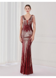 Sequined Evening Gown with Fitted Design and Pearl Fringe