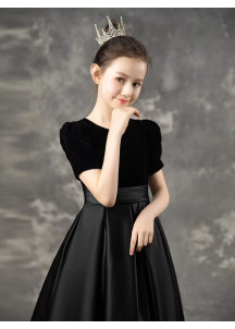 robe de cortège pour enfant en satin et velour noir